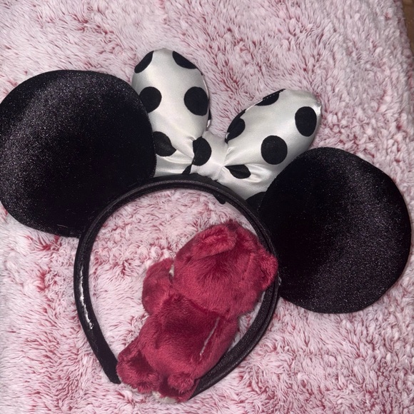 Disney Black and White Polka Dot Bow Headband with Plush Bear - Picture 2 of 3